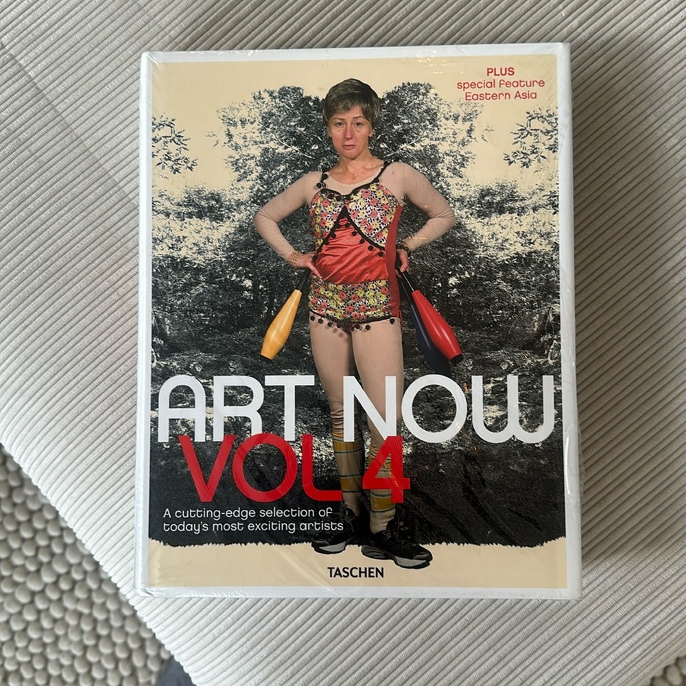 ART NOW VOL 4 Taschen Coffee Table Book UNOPENED- STILL IN SHRINKWRAP